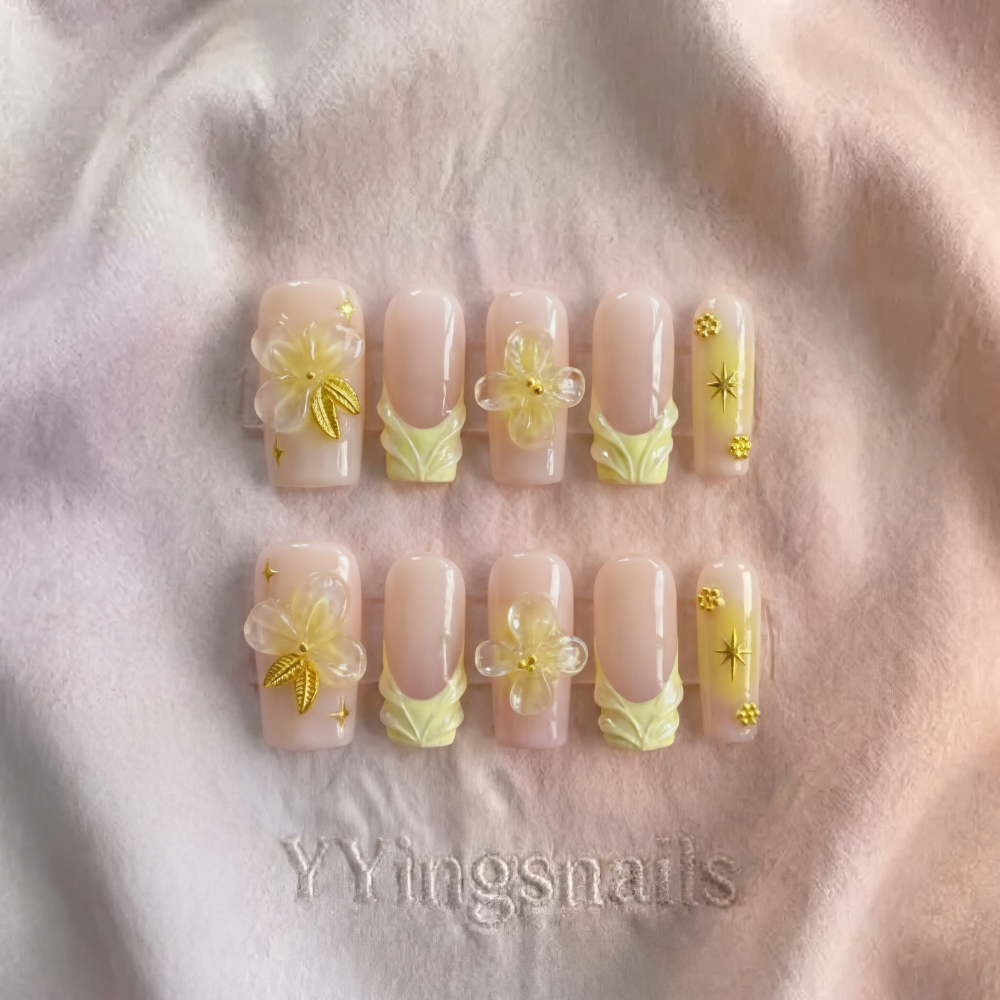 Dawn Petals press-on nails – soft pink glossy floral nail art by YYingsnails