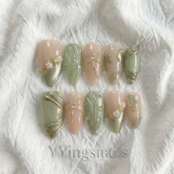 Gilded Garden Press On Nails – Gold Floral Fake Nails S/M with Glue